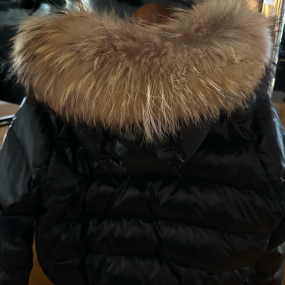 SOLD - MONCLER WOMEN’S PUFFER JACKET